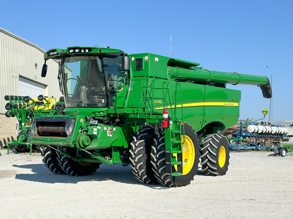 2021 John Deere S770 Combine