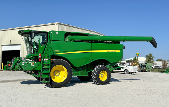 2021 John Deere S770 Combine