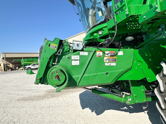 2021 John Deere S770 Combine