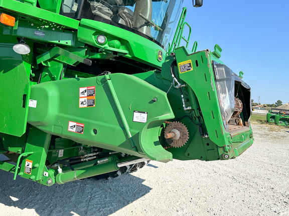 2021 John Deere S770 Combine