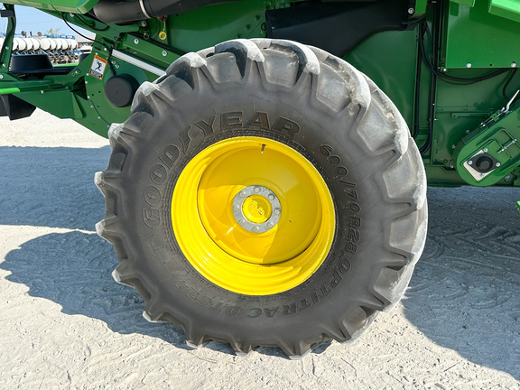 2021 John Deere S770 Combine