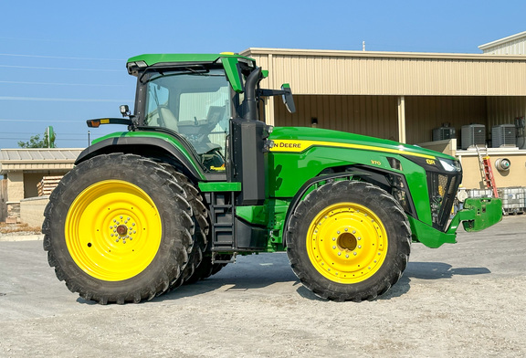 2023 John Deere 8R 370 Tractor