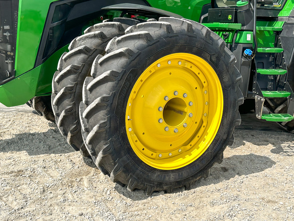 2023 John Deere 8R 370 Tractor