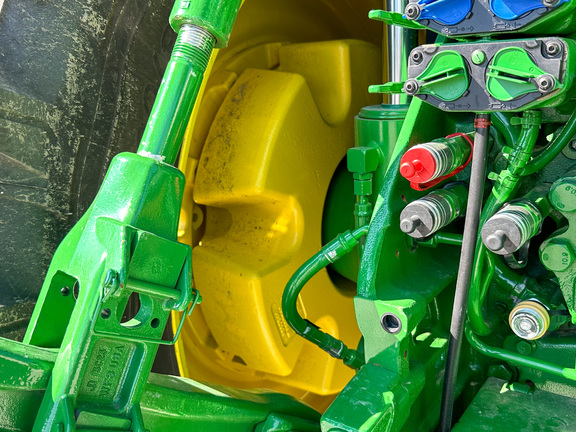 2023 John Deere 8R 340 Tractor