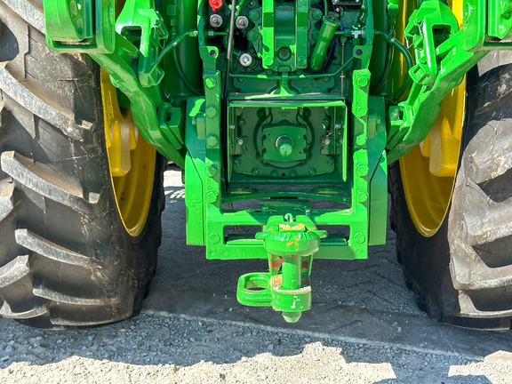 2023 John Deere 8R 340 Tractor