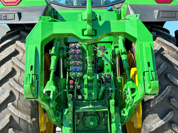 2023 John Deere 8R 340 Tractor