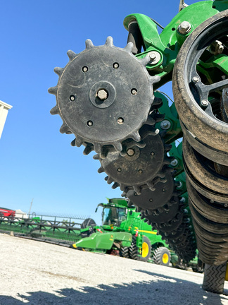 2022 John Deere DB60 Planter