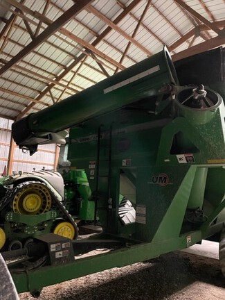 2014 Unverferth 1115 Grain Cart