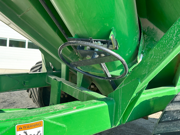 2014 Unverferth 1115 Grain Cart