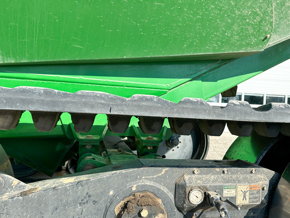 2014 Unverferth 1115 Grain Cart