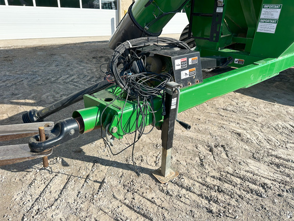 2014 Unverferth 1115 Grain Cart