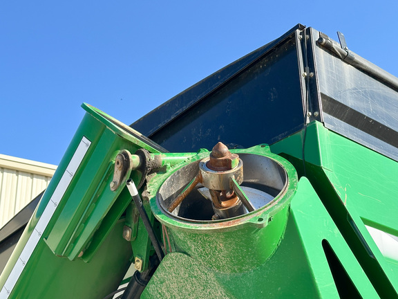 2014 Unverferth 1115 Grain Cart