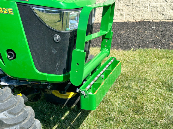 2023 John Deere 3032E Tractor Compact