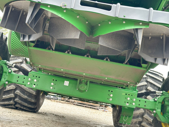 2024 John Deere S780 Combine