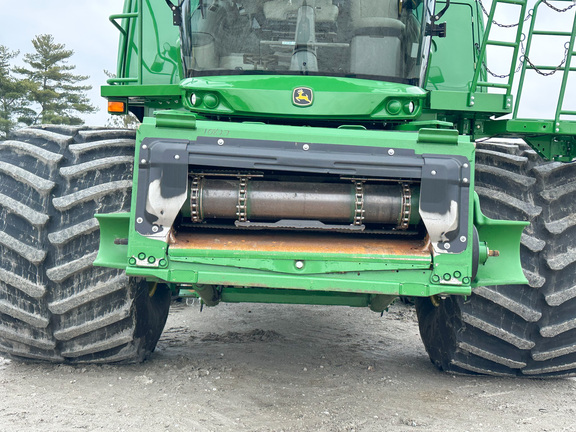 2024 John Deere S780 Combine
