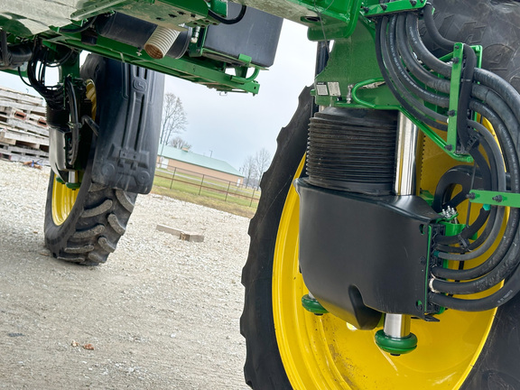 2024 John Deere 410R Sprayer/High Clearance