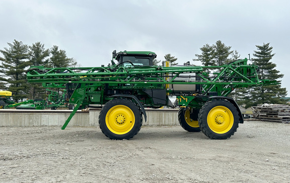 2024 John Deere 410R Sprayer/High Clearance