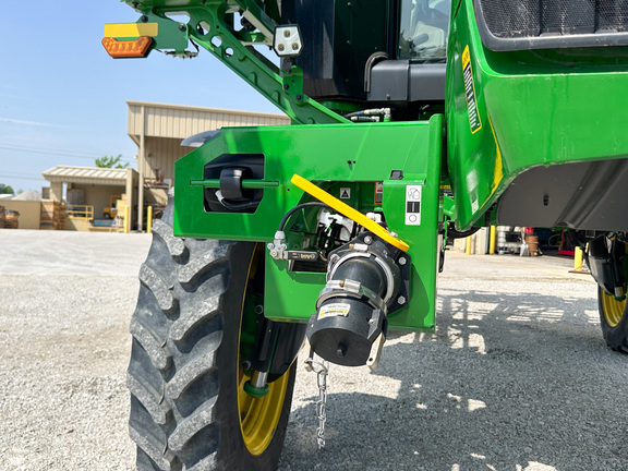 2024 John Deere 410R Sprayer/High Clearance