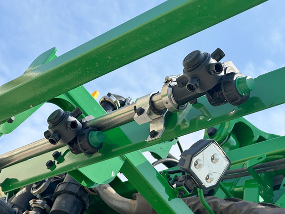 2024 John Deere 410R Sprayer/High Clearance