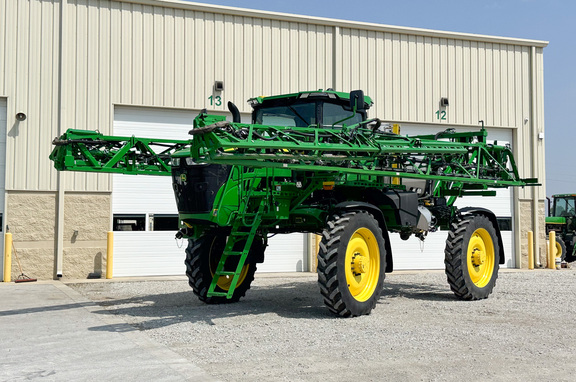 2024 John Deere 410R Sprayer/High Clearance