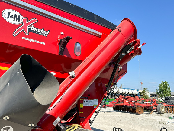 2021 J&M 812X Grain Cart