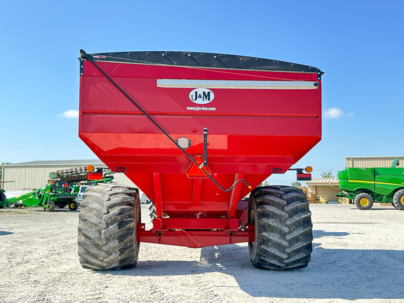 2021 J&M 812X Grain Cart