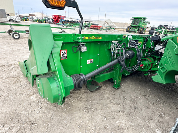 2022 John Deere C8R Header Corn Head