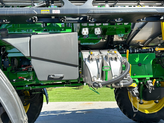 2024 John Deere 612R Sprayer/High Clearance