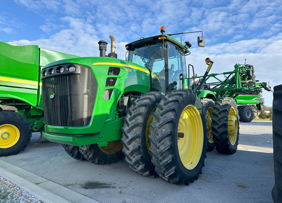 2011 John Deere 9330 Tractor 4WD