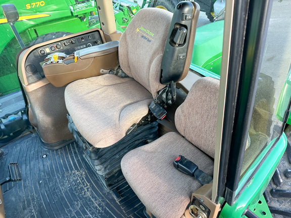 2011 John Deere 9330 Tractor 4WD