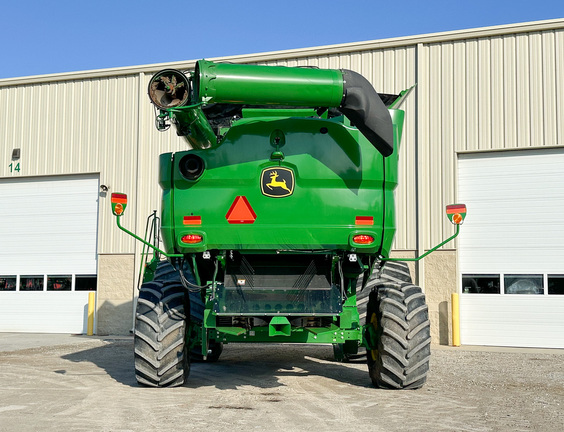2023 John Deere S770 Combine