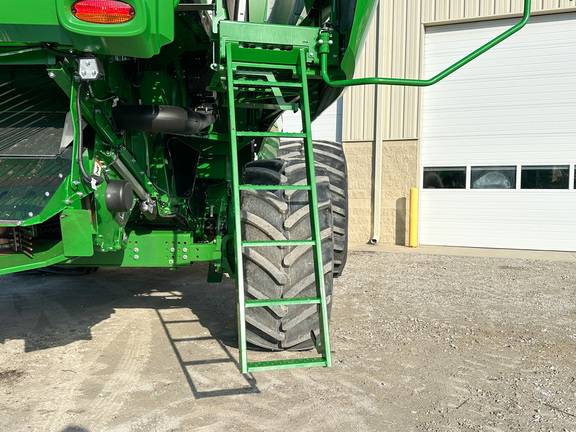 2023 John Deere S770 Combine