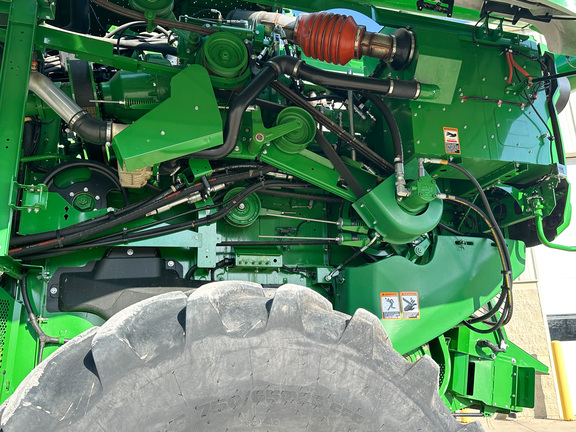 2023 John Deere S770 Combine