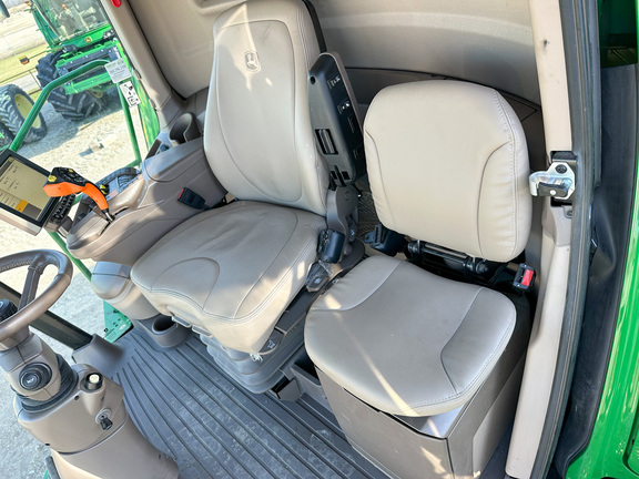 2023 John Deere S770 Combine