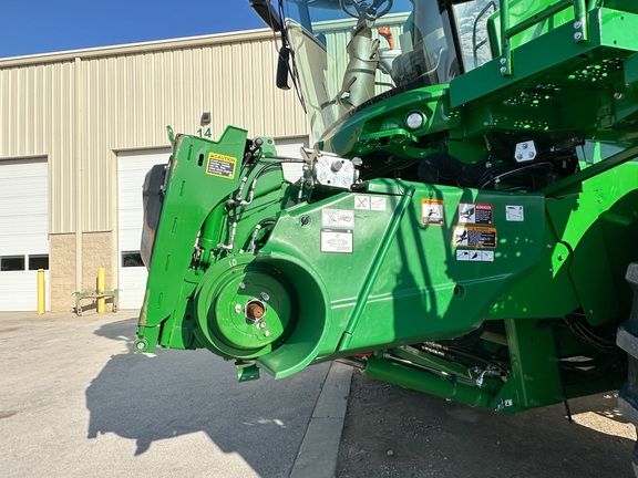 2023 John Deere S770 Combine