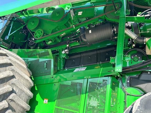 2023 John Deere S770 Combine