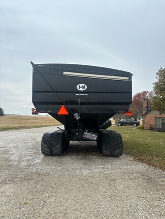 2020 J&M 1432 Grain Cart