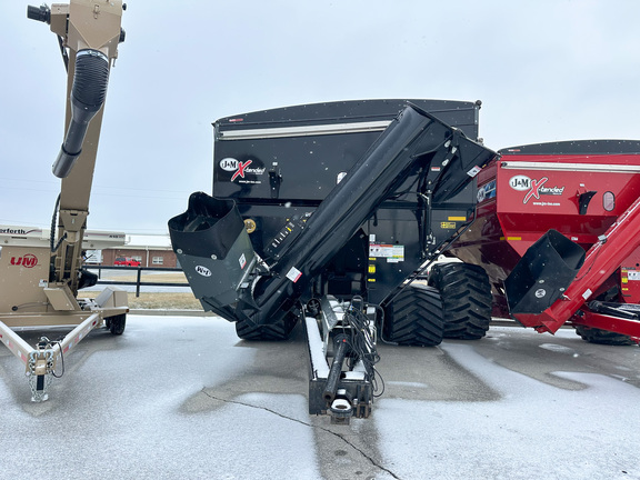 2020 J&M 1432 Grain Cart