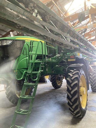 2019 John Deere R4038 Sprayer/High Clearance