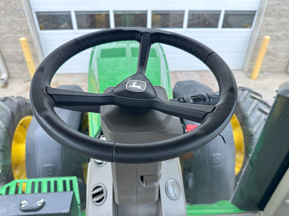 2024 John Deere 8R 370 Tractor