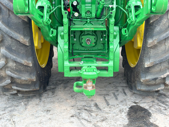 2024 John Deere 8R 370 Tractor