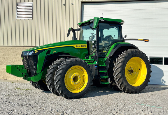 2024 John Deere 8R 370 Tractor