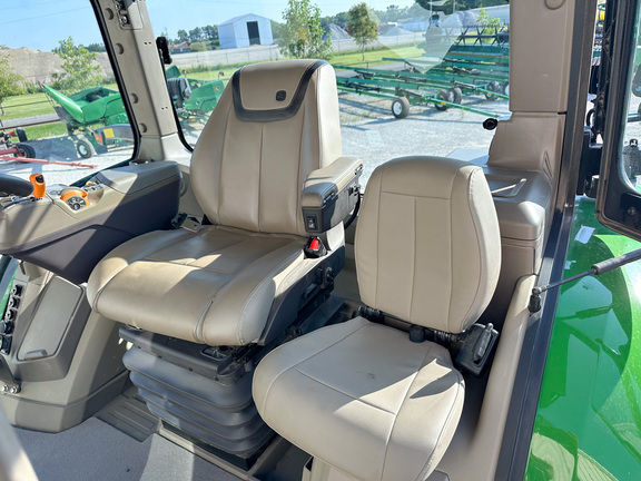 2024 John Deere 8R 370 Tractor