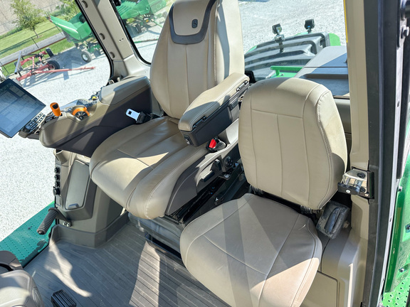 2024 John Deere 9RX 640 Tractor Rubber Track