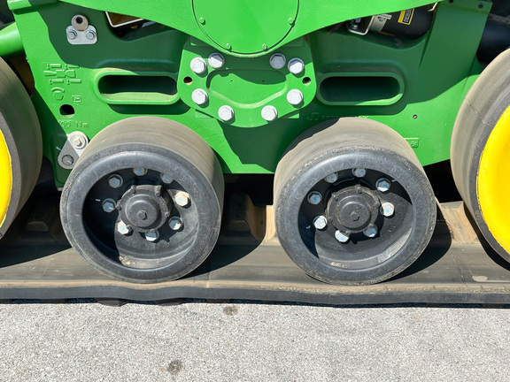 2024 John Deere 9RX 590 Tractor Rubber Track