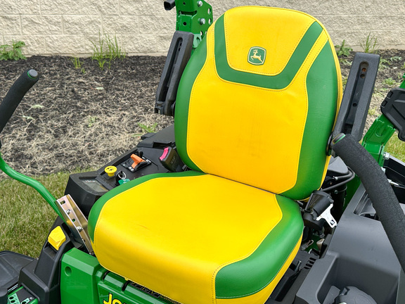 2024 John Deere Z530R Mower/Zero Turn