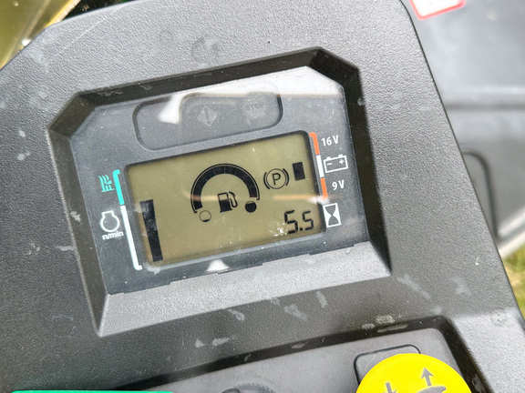 2024 John Deere Z530R Mower/Zero Turn