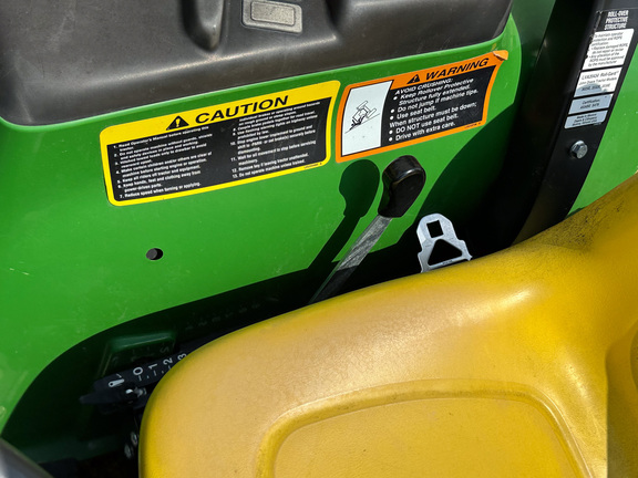 2017 John Deere 3032E Tractor Compact