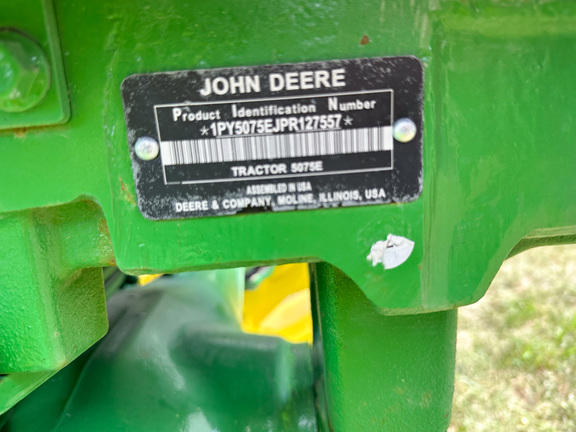 2023 John Deere 5075E Tractor