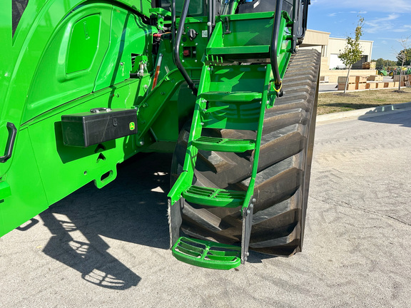 2025 John Deere 9RT 590 Tractor Rubber Track